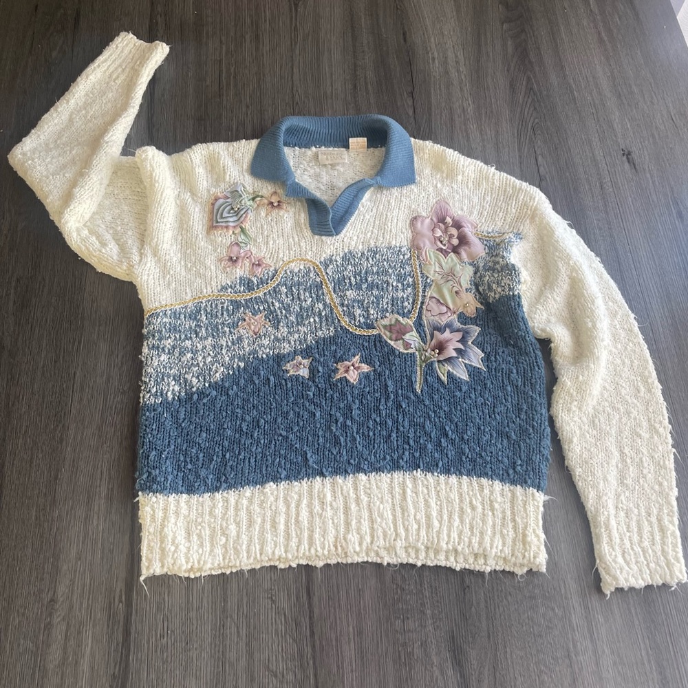 Vintage Needles & Yarn Blue Floral Embroidered Knit Sweater M 80s Grandmacore